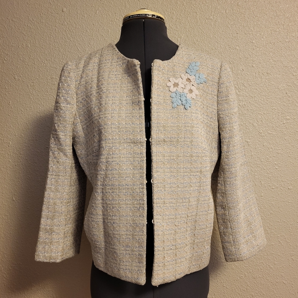 Studio M Cream & Blue Tweed Blazer with Floral Embroidery Size 4